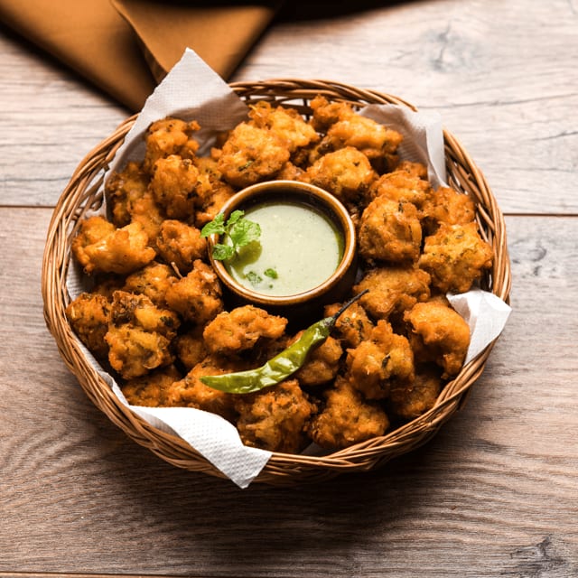 Veg Pakoda.